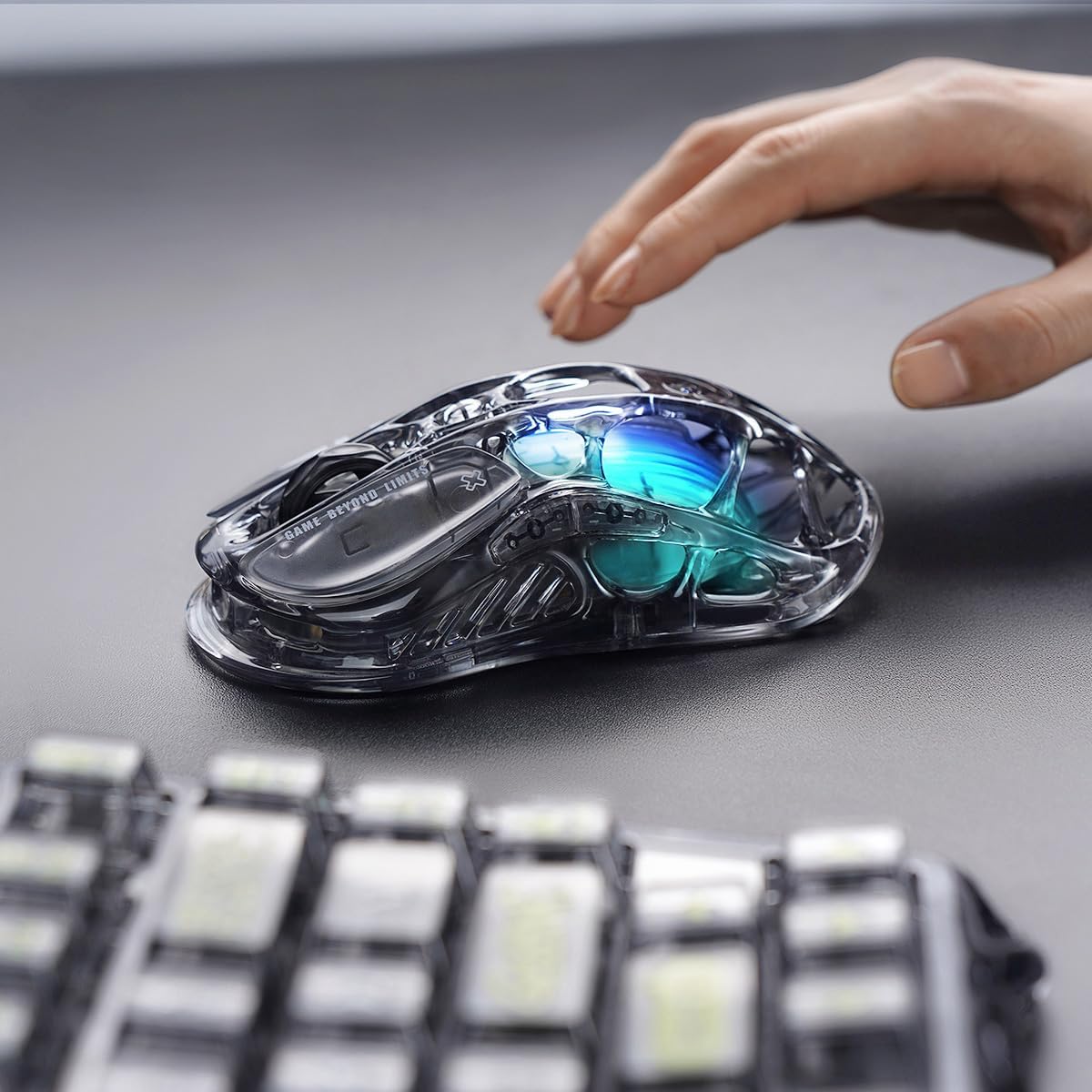 Mercury M2 Transparente Ultraleichte Gaming-Maus